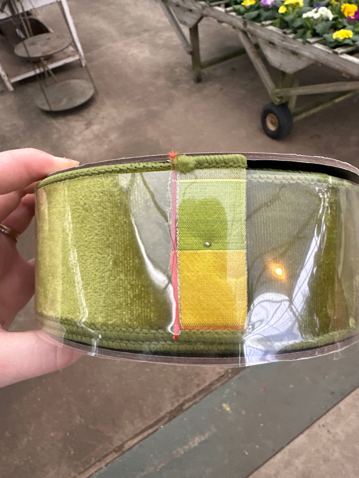 COLORFUL VELVET CHECK BACK RIBBON