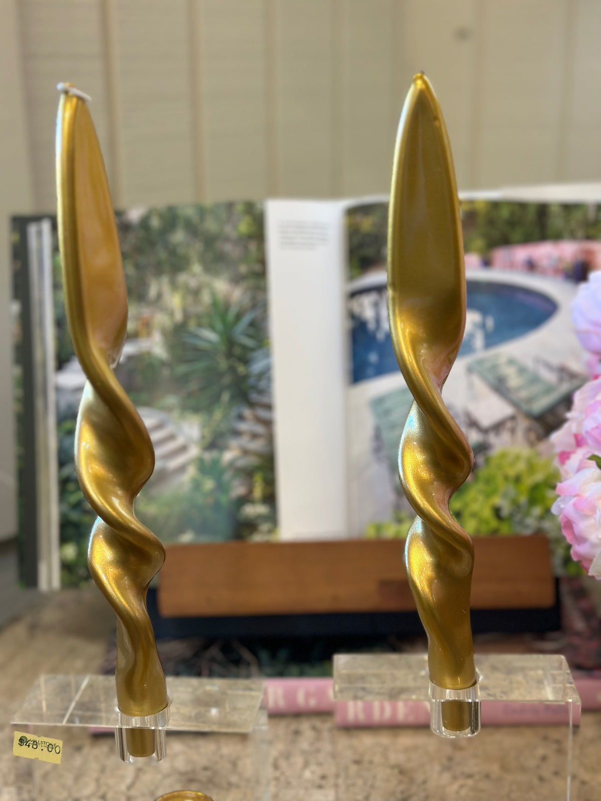 TWISTED CANDLES