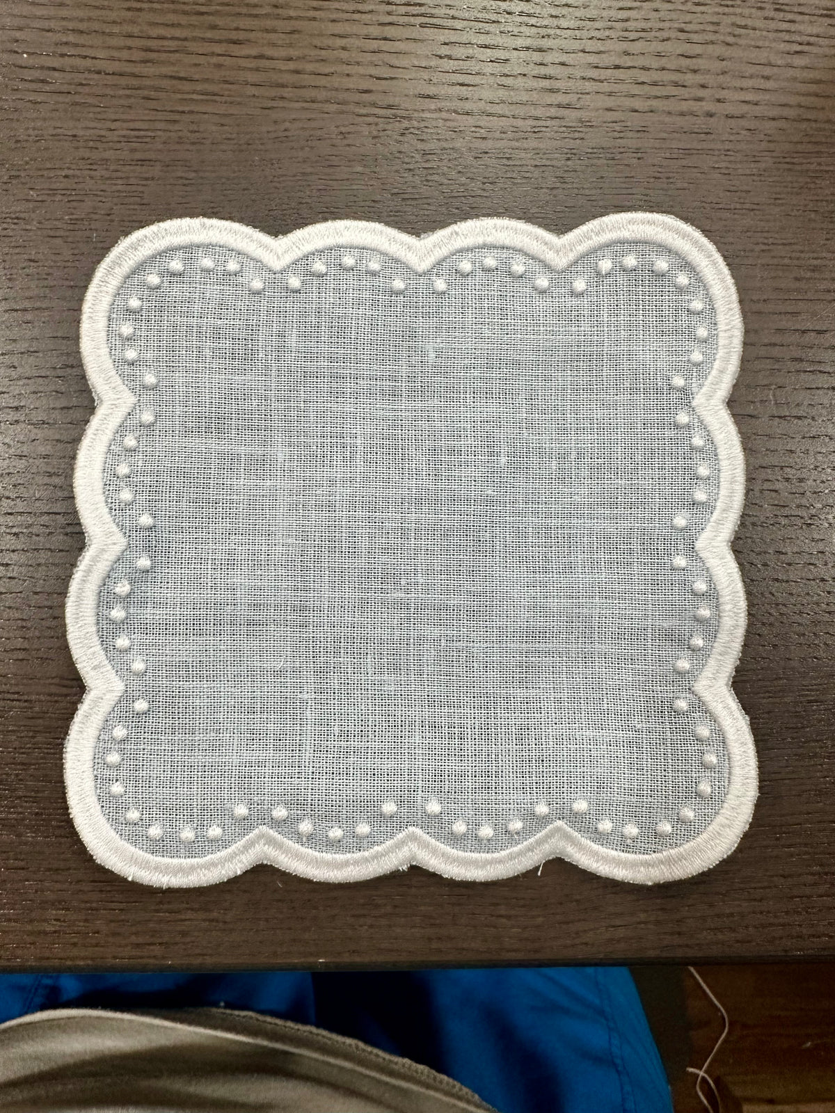 SCALLOPED COCKTAIL NAPKIN SET