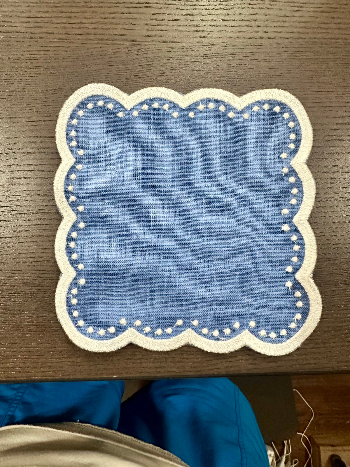 SCALLOPED COCKTAIL NAPKIN SET