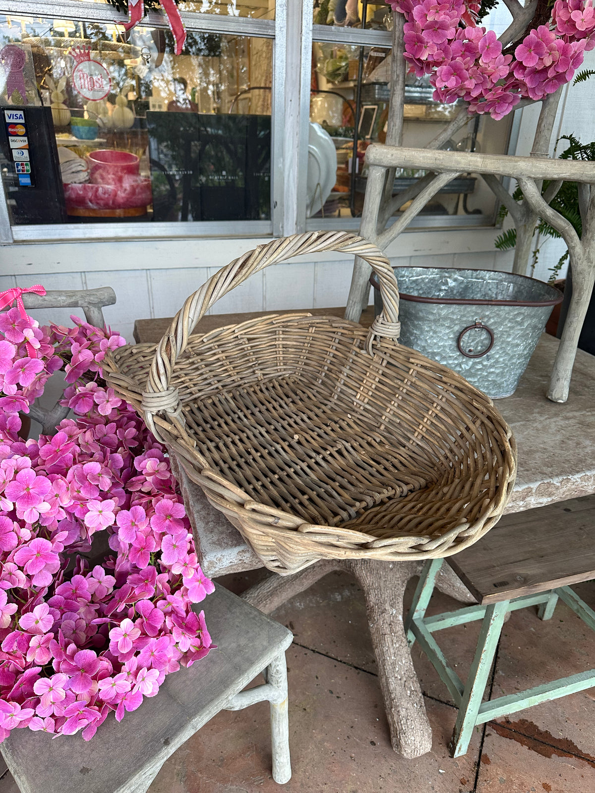 RATTAN KUBU FLOWER BASKETS