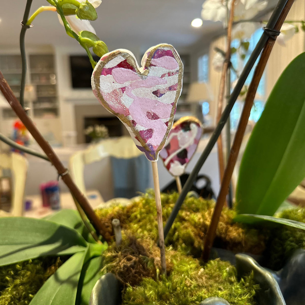 HAND CRAFTED CLAY HEART ON STAKES