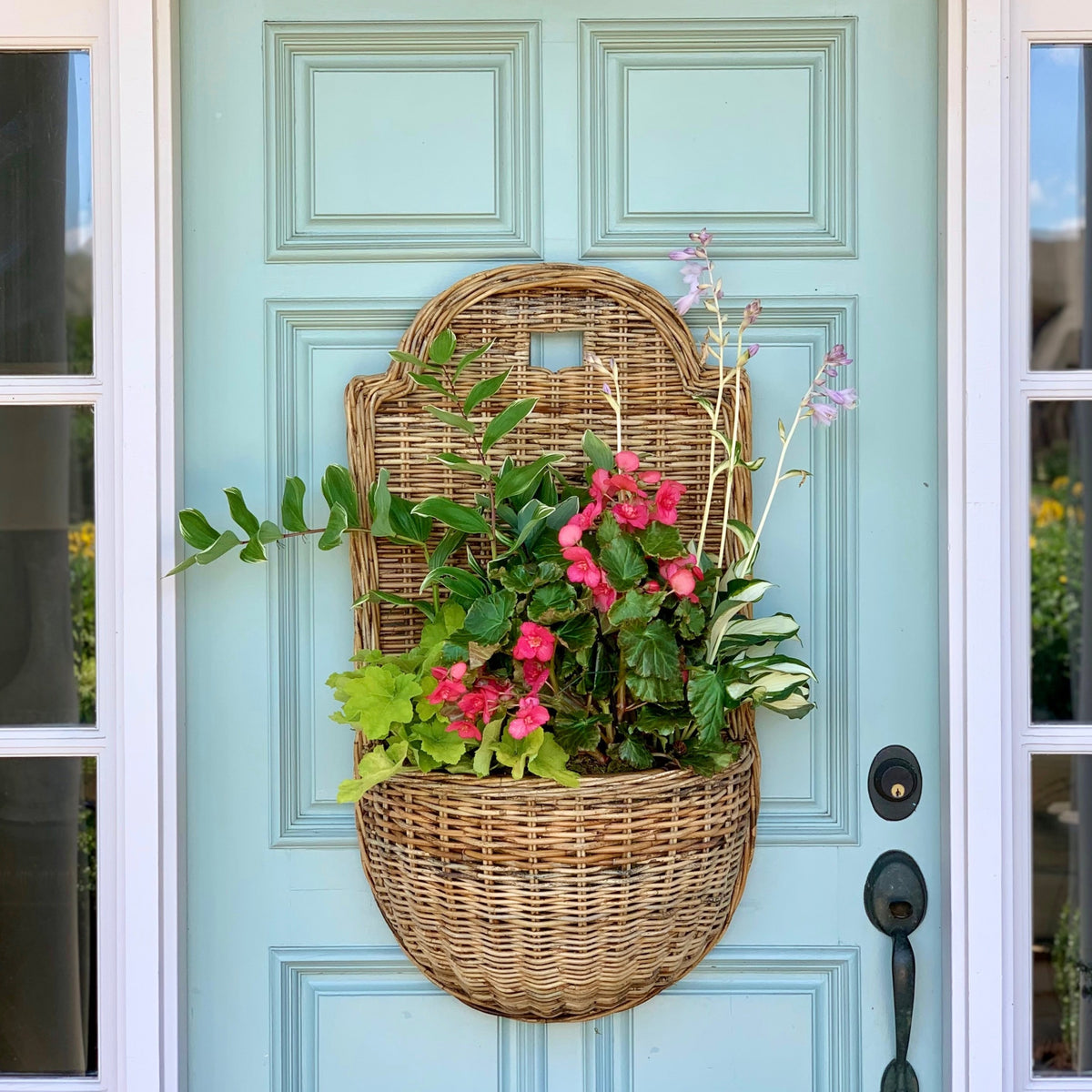 FRENCH PROVENCE WALL BASKET