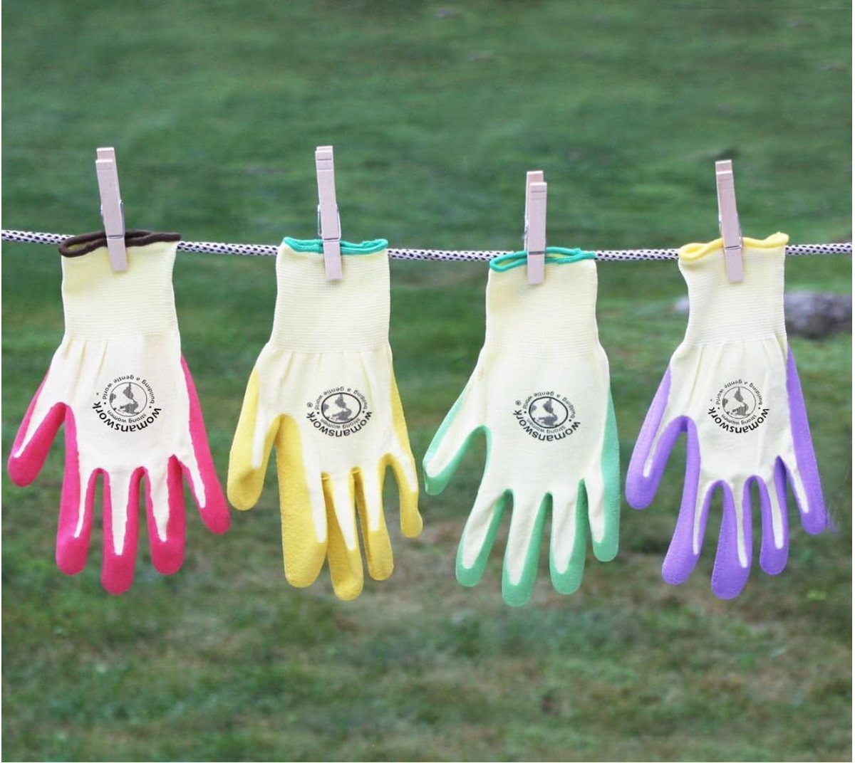 GARDENING GLOVES
