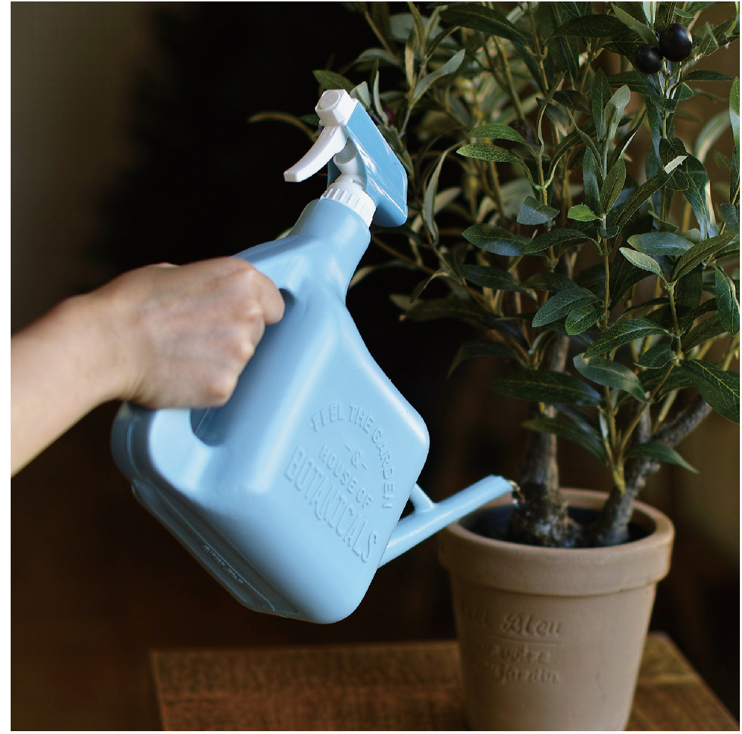 WATERING CAN