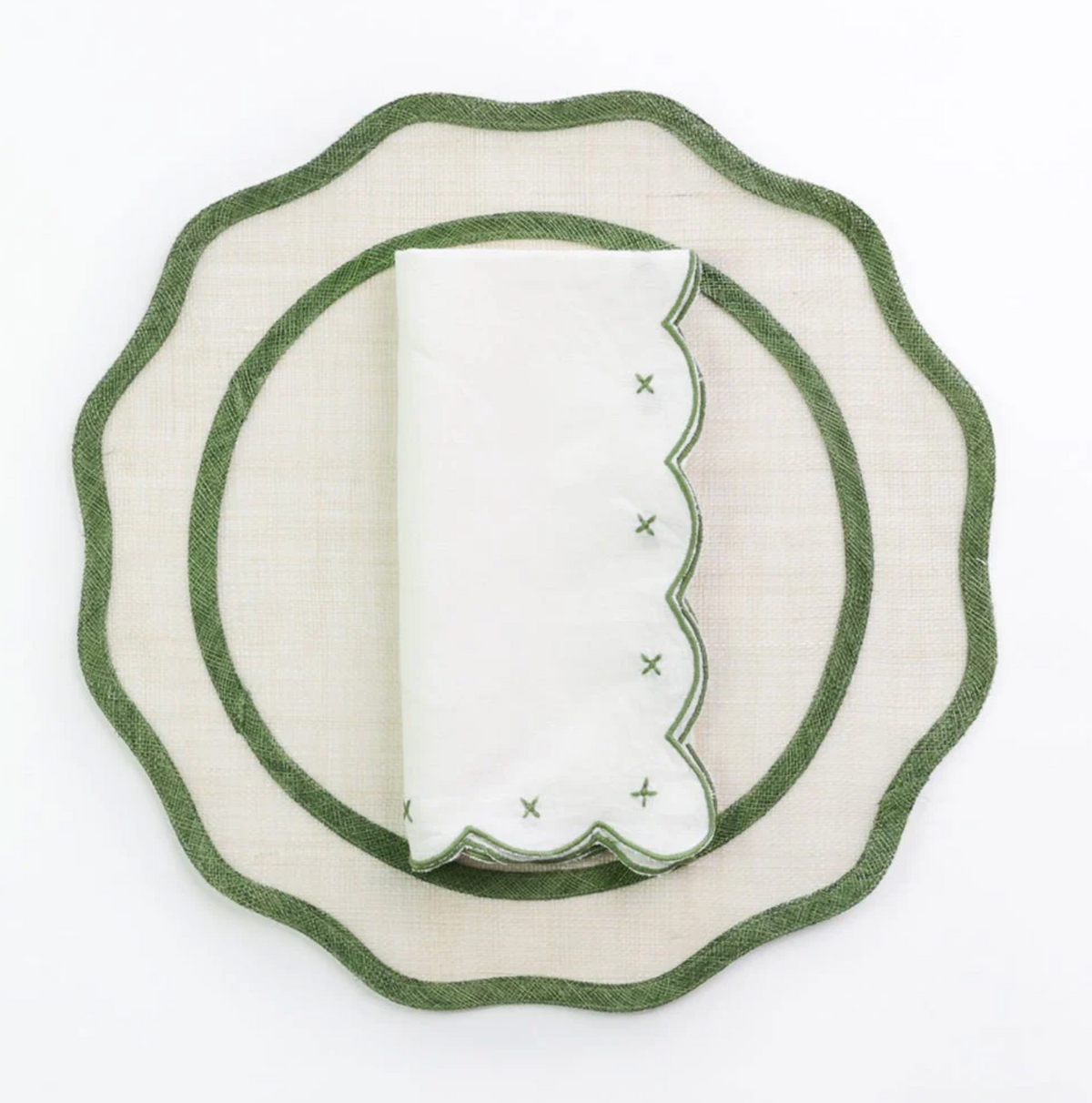 EMBROIDERED LINEN NAPKIN SET