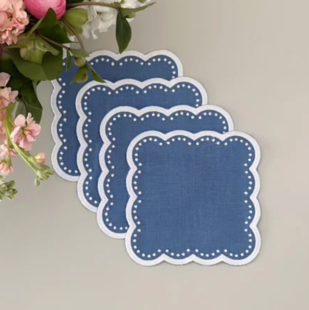 SCALLOPED COCKTAIL NAPKIN SET