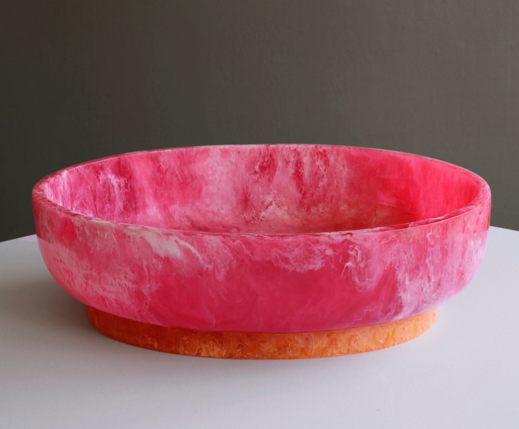 OVAL RESIN BOWL WITH BASE
