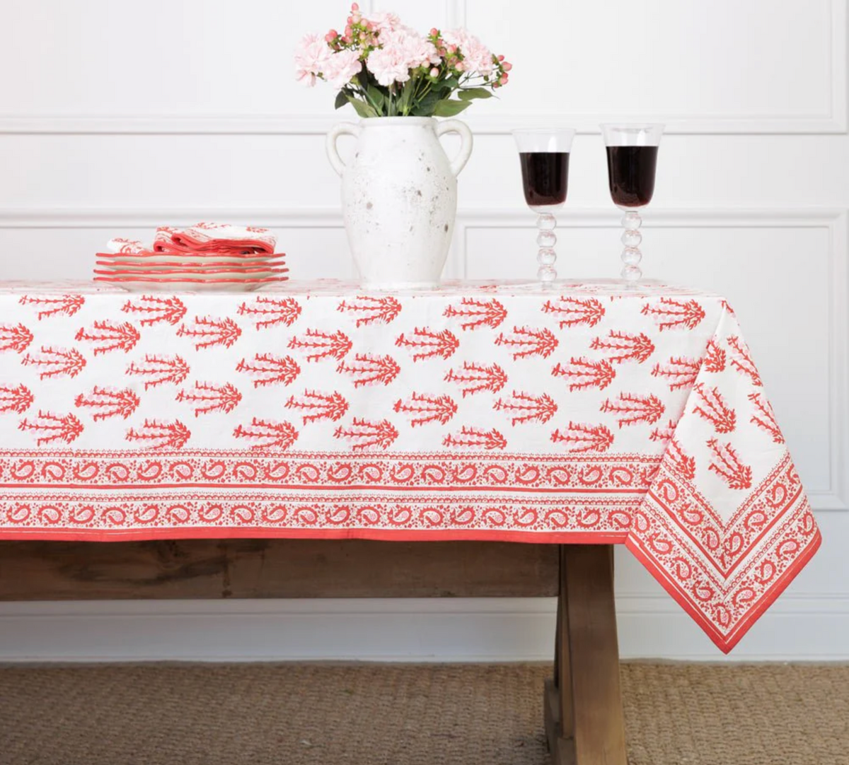 SAGAR RED AND PINK TABLECLOTH