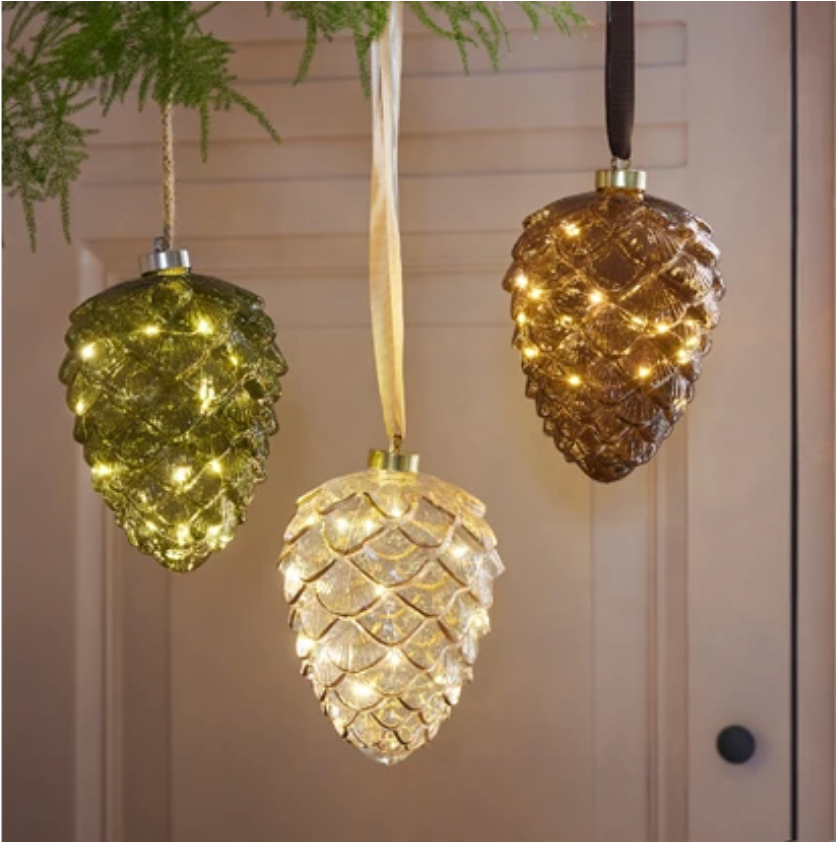 PINECONE PENDANT LIGHT