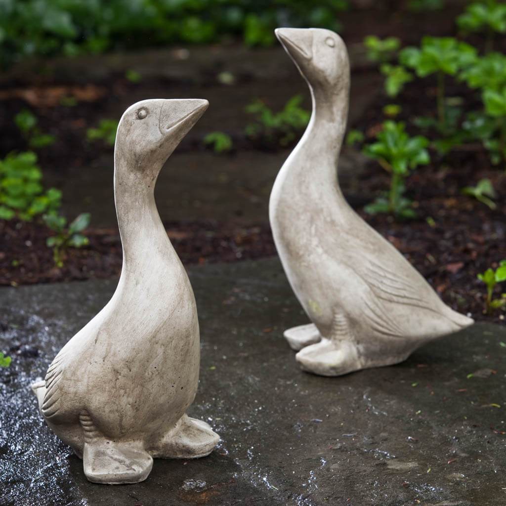 KATE’S GOOSE STATUE