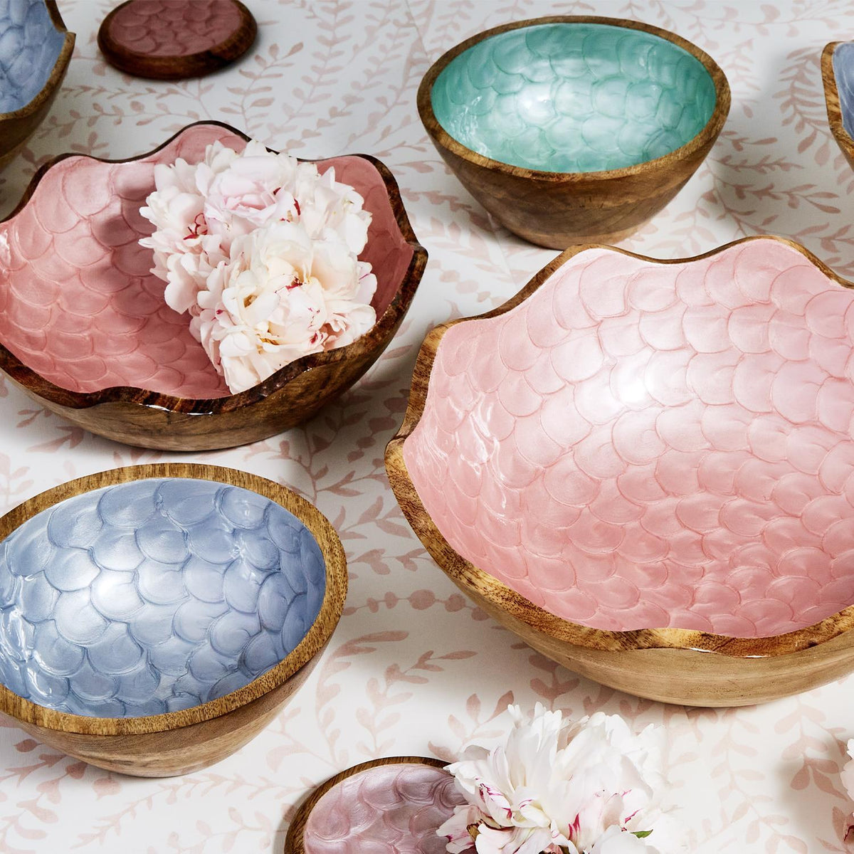 ROSE SCALLOPED BOWL