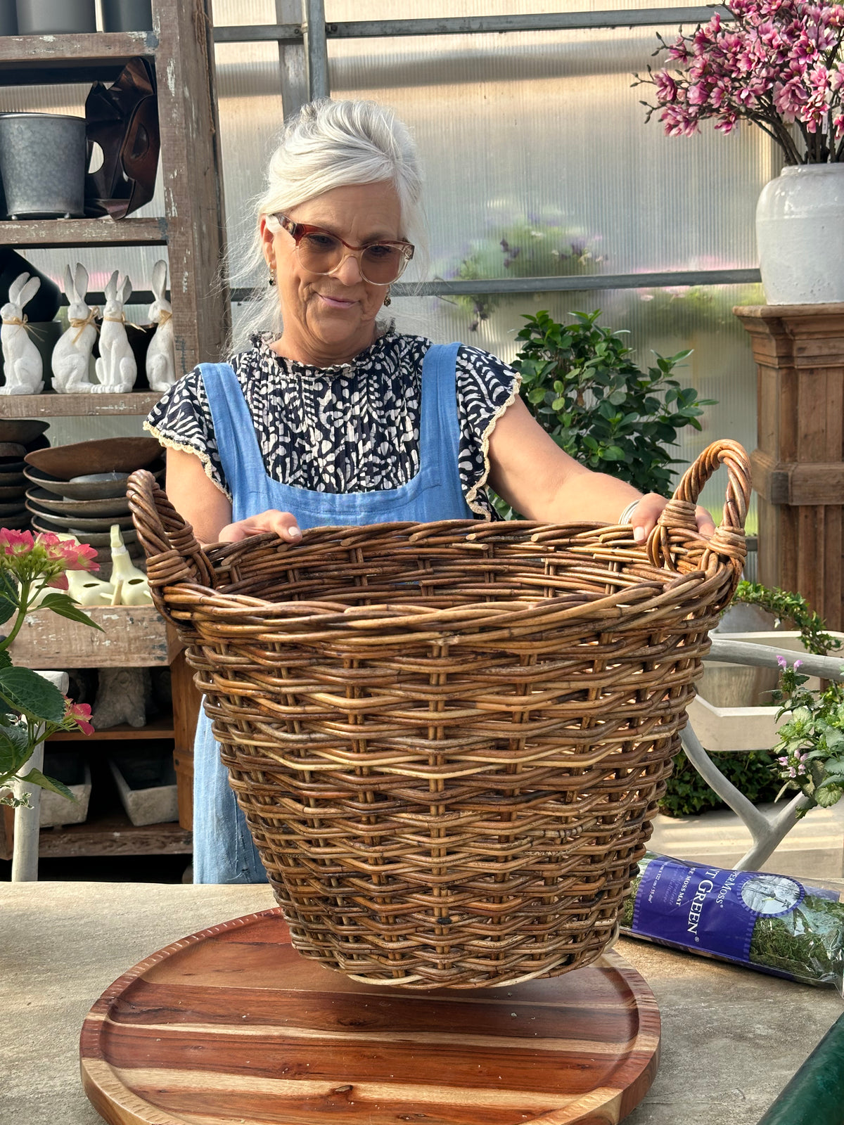 FRENCH COUNTRY WOVEN BASKET