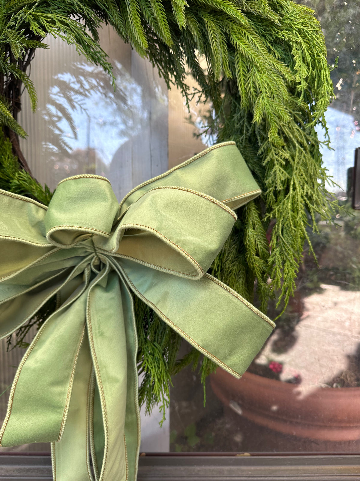 HAND-TIED SAGE GREEN 2.5" BOW