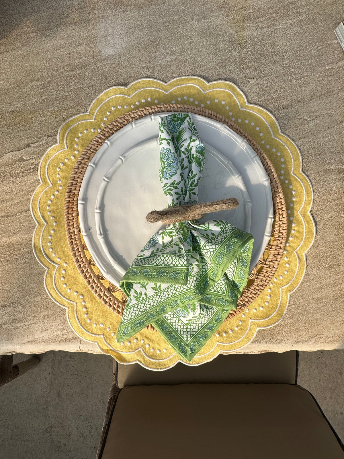 LEMON YELLOW DOT PLACEMAT SET