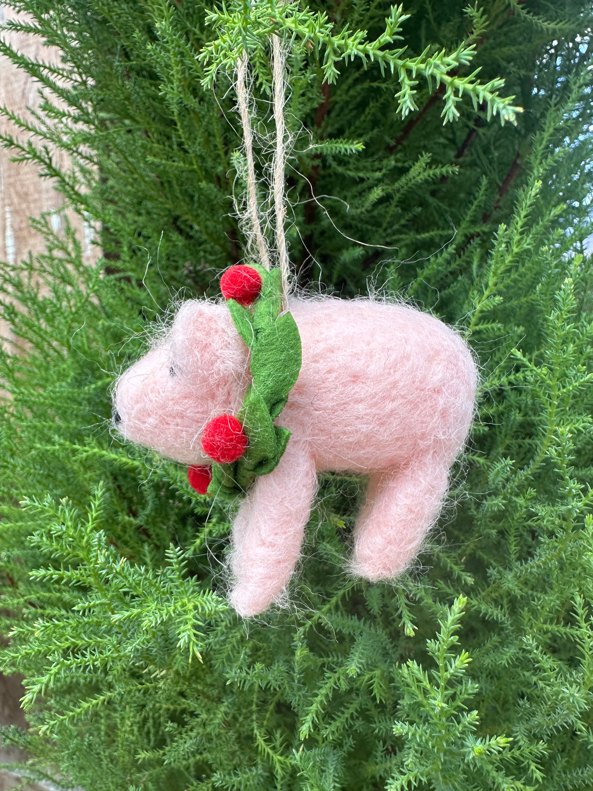 WOOL FELT FARM ORNAMENT SET