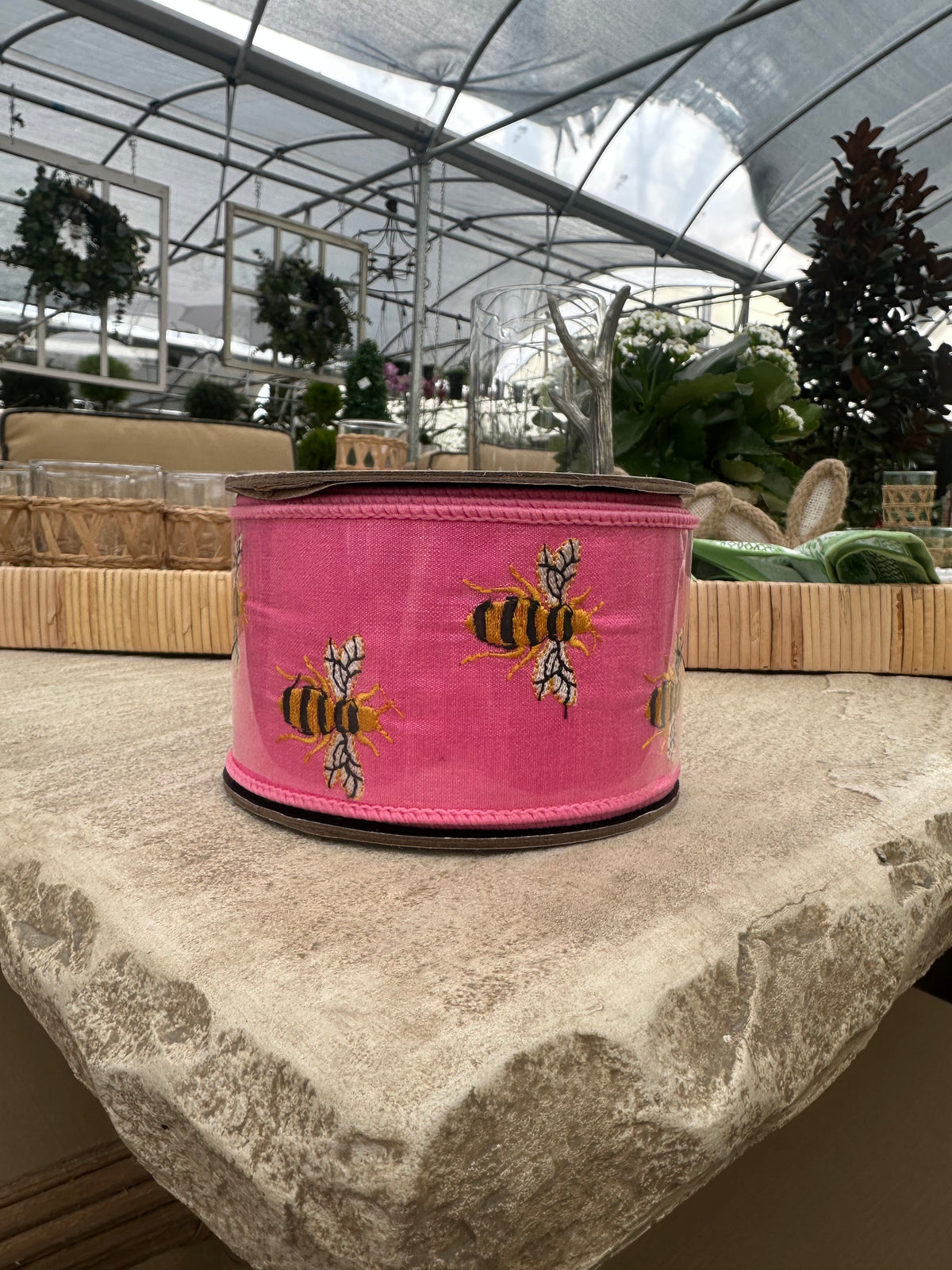 EMBROIDERED BEE RIBBON-HOT PINK