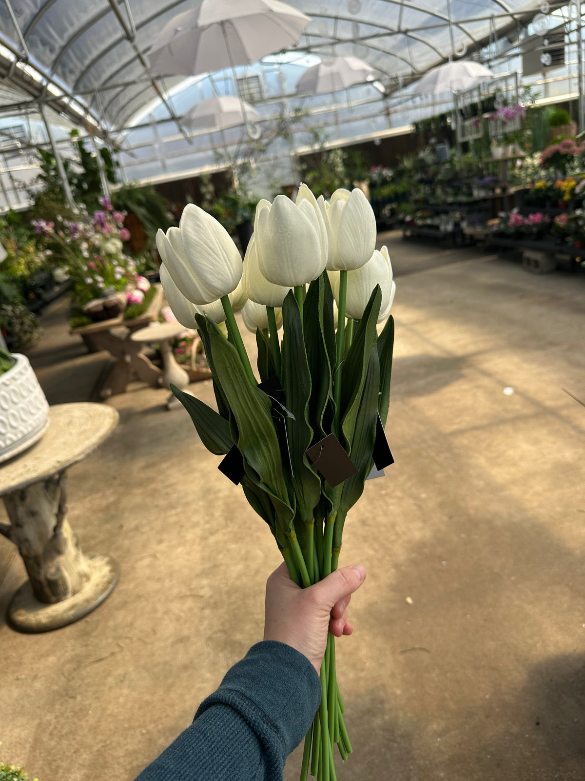 18.5" WHITE TULIP STEM