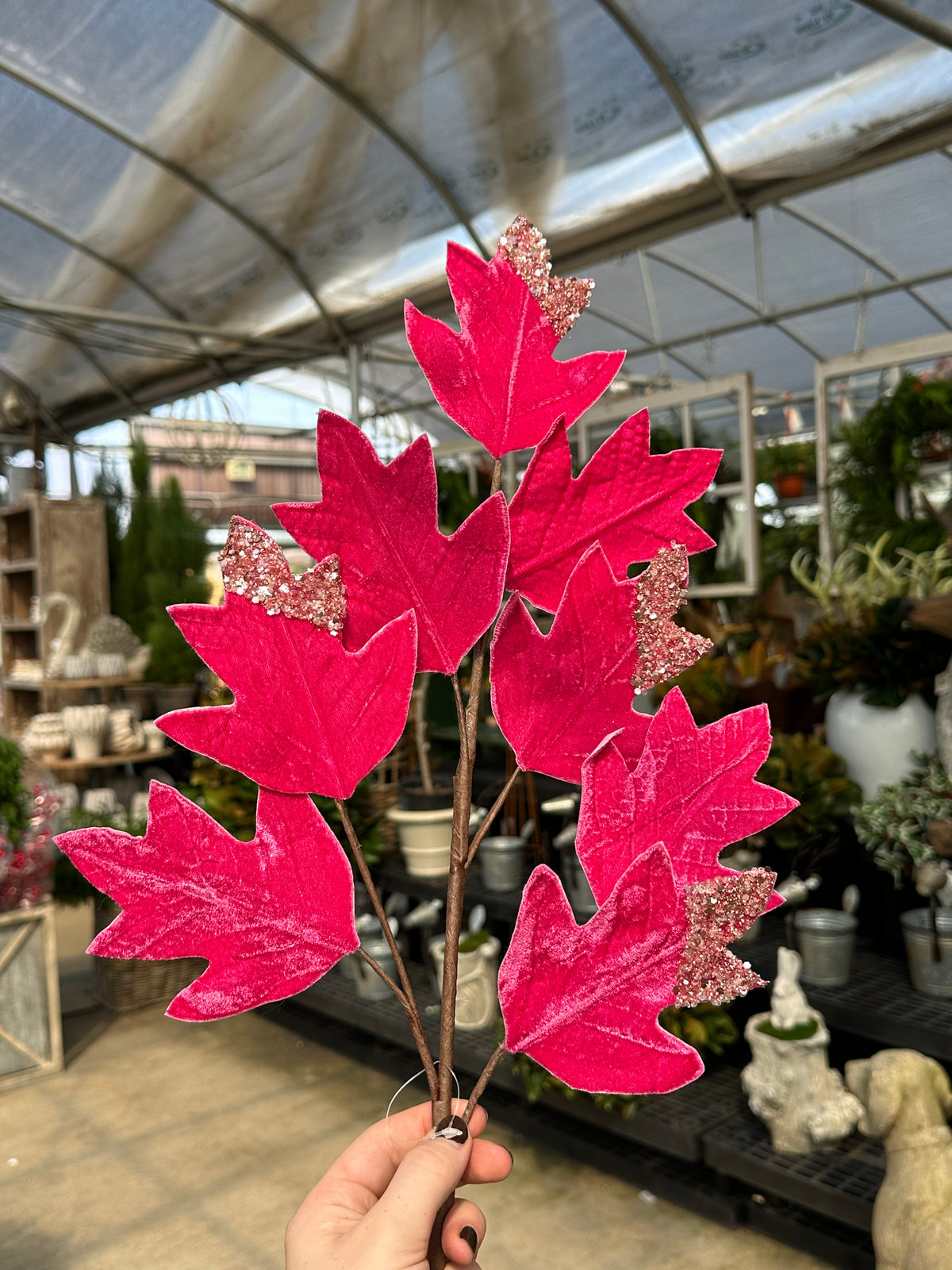 26" FUSCHIA VELVET LEAF SPRAY