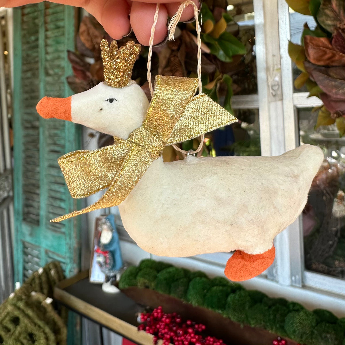 THE PRINCELY DUCK ORNAMENT