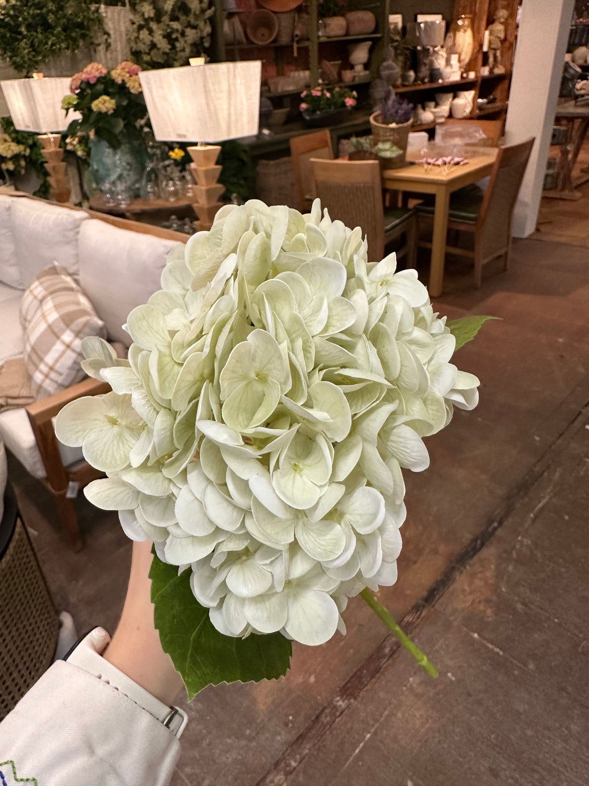 REAL FEEL HYDRANGEA 18.5"