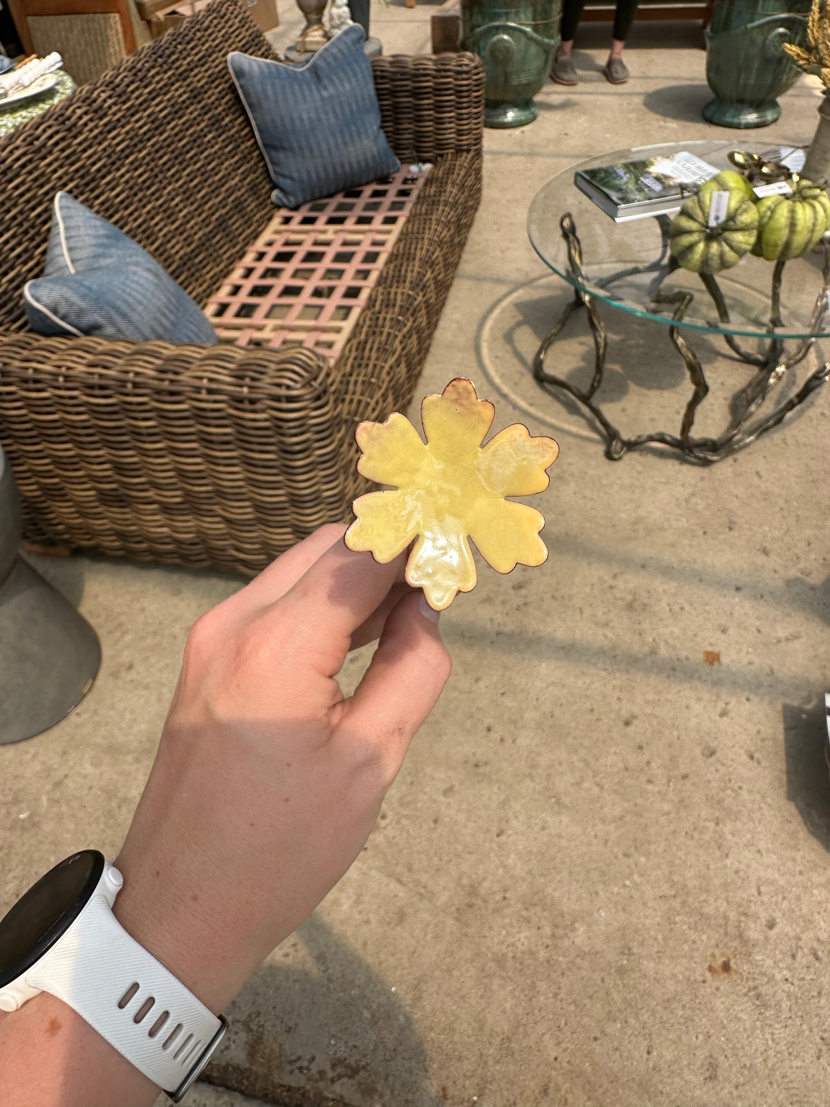 ENAMELED FLOWER STAKES