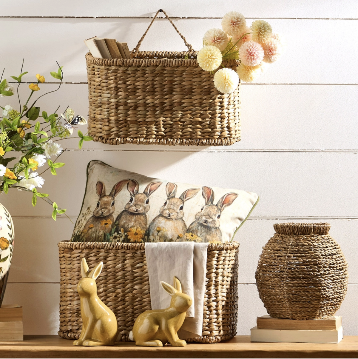 BUNGALOW WOVEN BASKET
