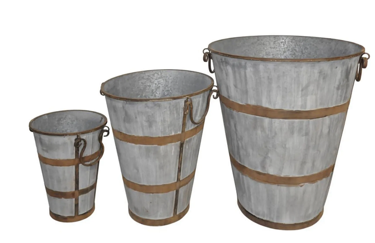 GRAPE HARVEST BUCKETS
