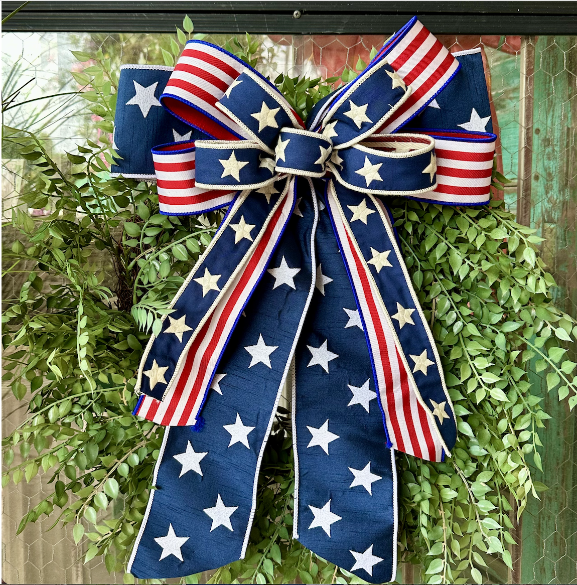 THE "BETSY ROSS" BOW