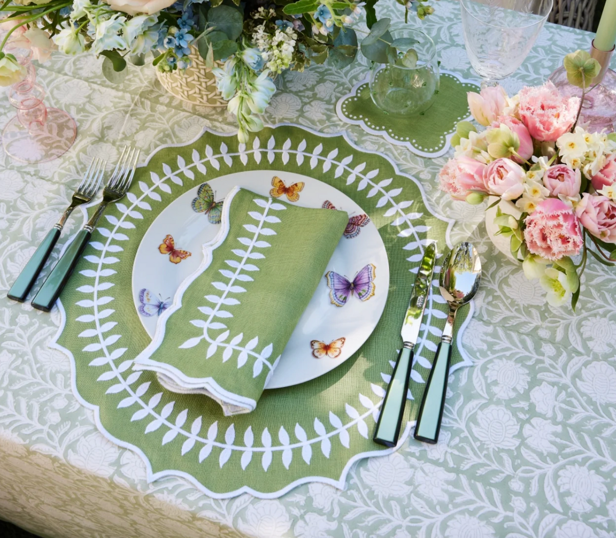 GREEN LEAVES PLACEMAT SET