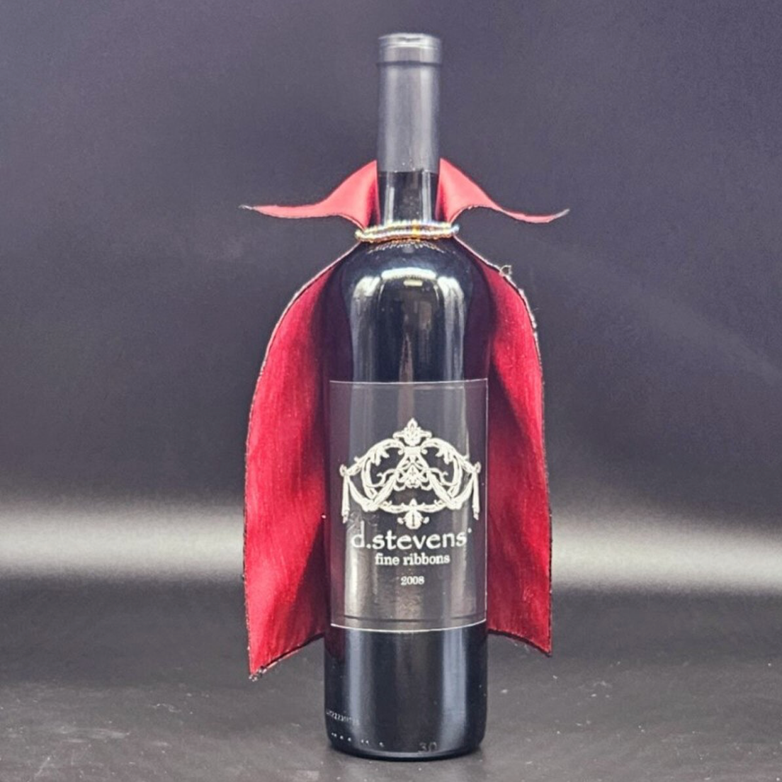 10" VAMPIRE WINE BOTTLE CAPE