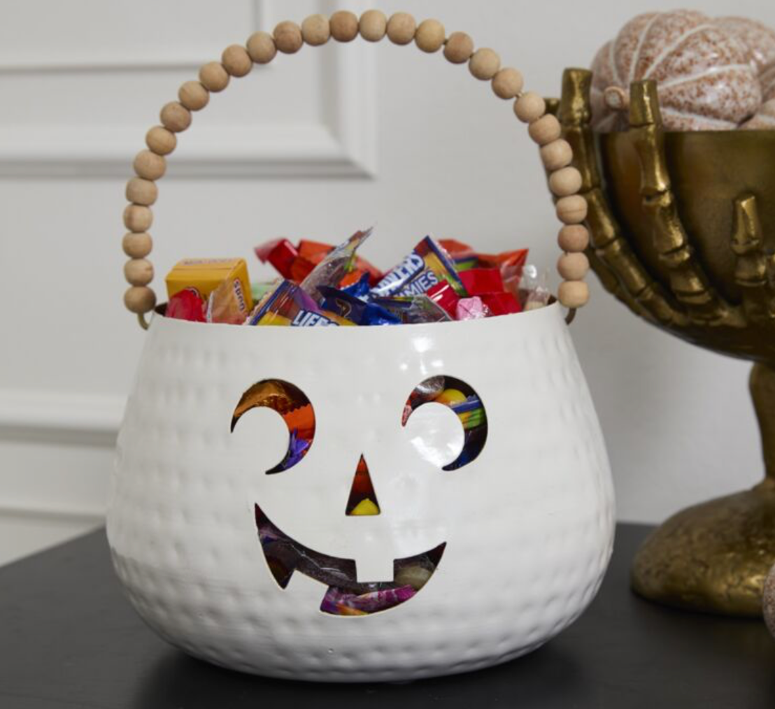 CHARMING PUMPKIN BASKET