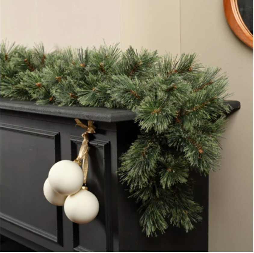 CASHMERE COLLECTION GARLAND