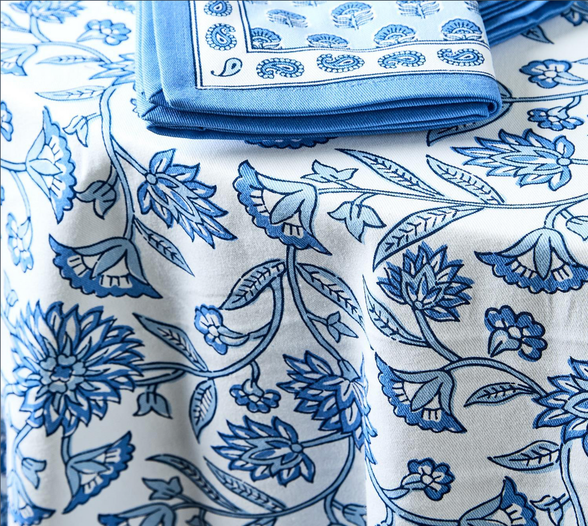 CHINOISERIE TABLECLOTHS