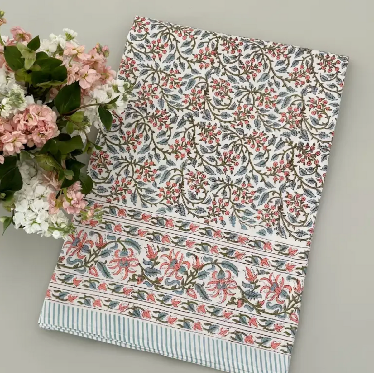 BLUE & PINK PRINT TABLECLOTH