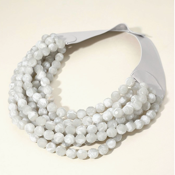 CHUNKY BEADED MAGNETIC NECKLACE