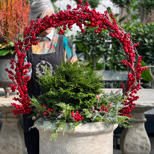 Topiary Ring with Red Berries