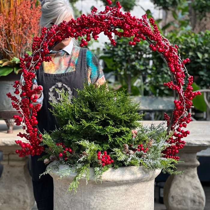 Topiary Ring with Red Berries