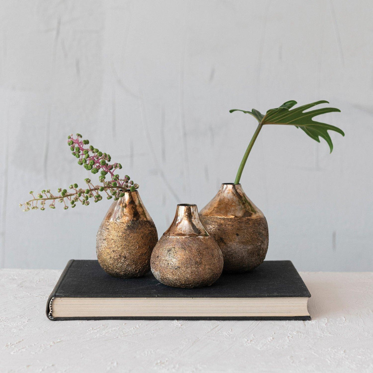 Round Metal Vase Set