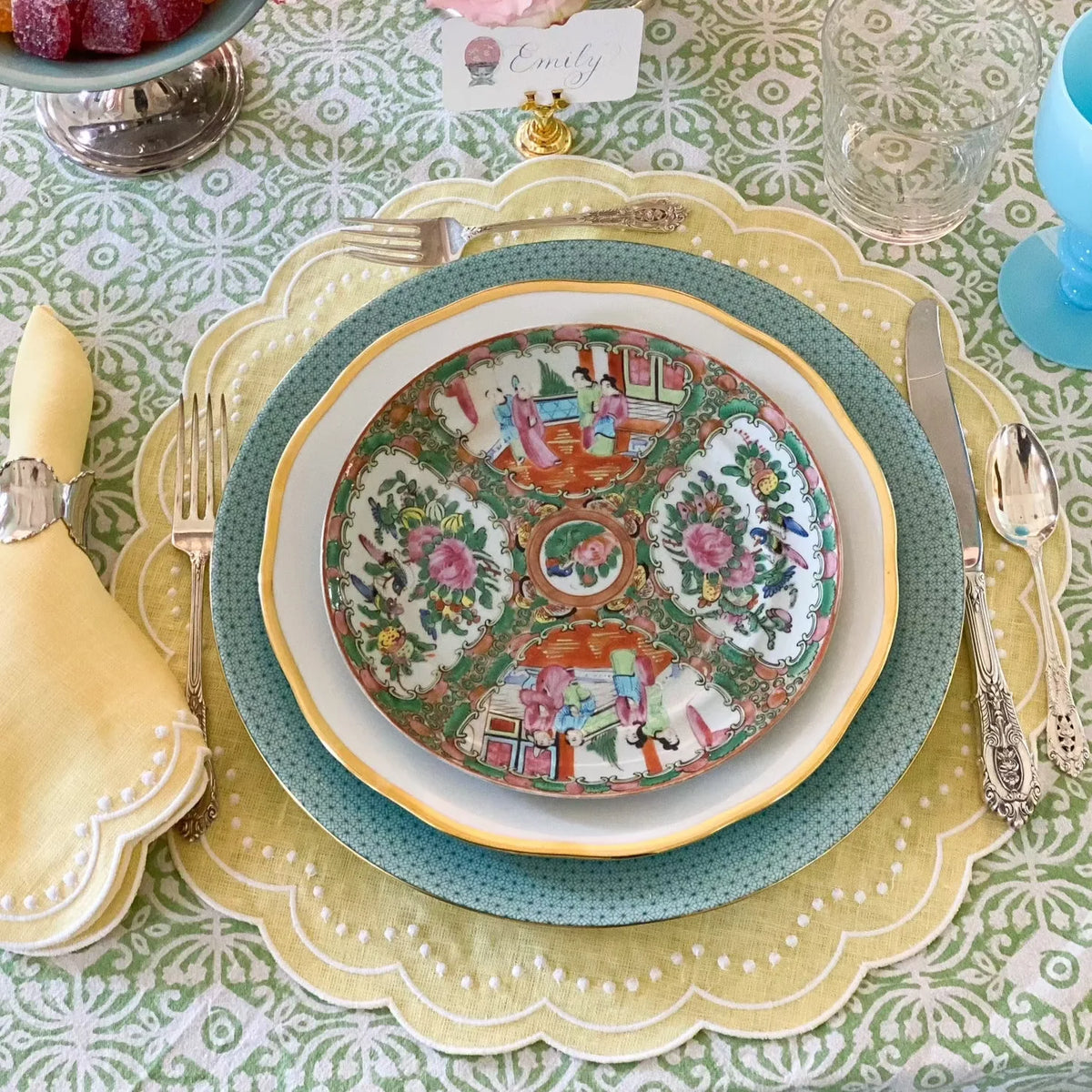 CANARY YELLOW LINEN PLACEMAT