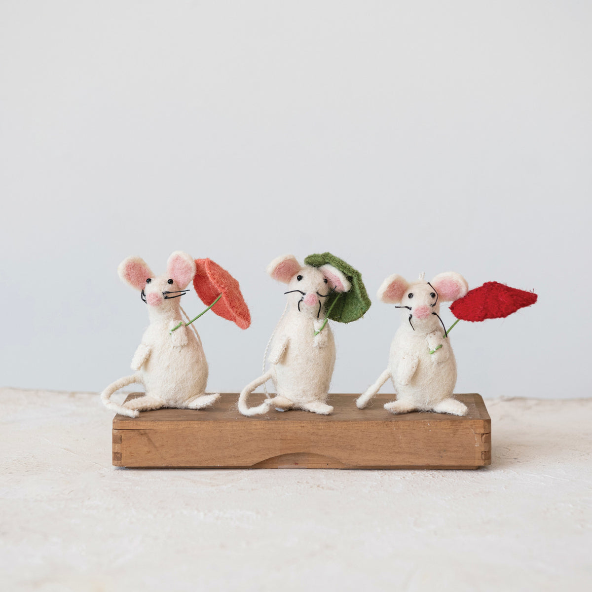 UMBRELLA MICE ORNAMENTS